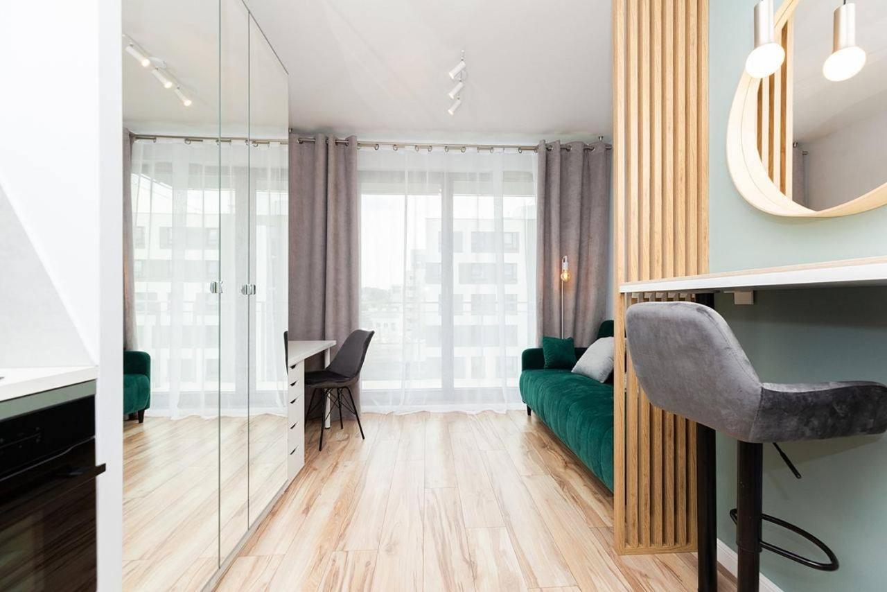 Easy & Comfortable, With Balcony, Very Close To The Center Warsaw Exterior photo